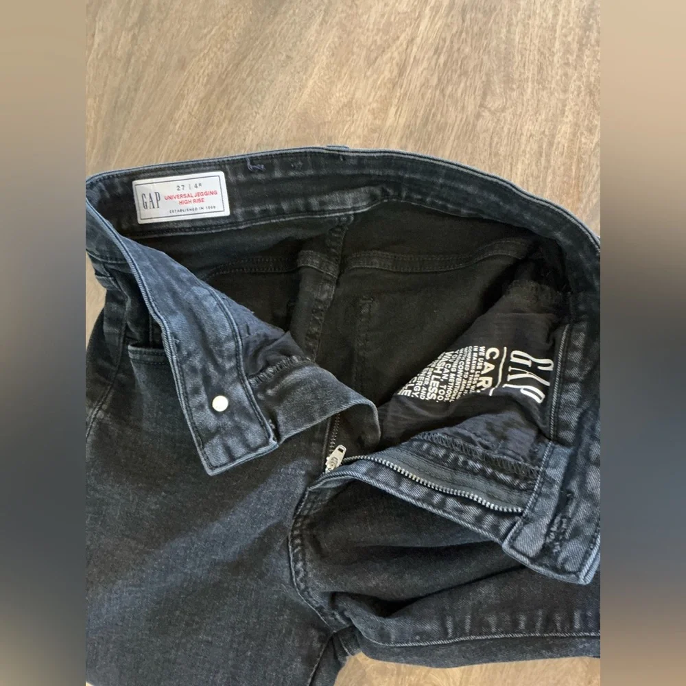 Gap, black universal  high-rise jeggings - Picture 8 of 9